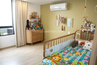 Apartamento de 3 alcobas en venta en Altos De Jardin, Bucaramanga, 198 m² · foto 7 de 13