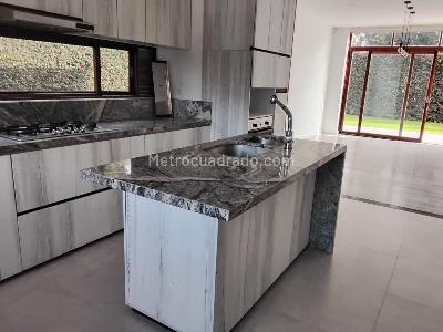 Casa de 4 alcobas en venta en Vereda La Fagua Conjunto Los Ocales, Chía, 1077 m² · foto 6 de 20