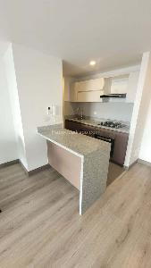 Apartamento de 2 alcobas en venta en Los Martires, Bogotá, 64 m² · foto 2 de 20
