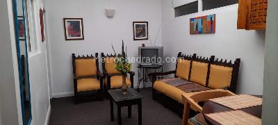 Apartamento de 2 alcobas en arriendo en La Candelaria Centro Historico, Bogotá, 56 m² · foto 2 de 8