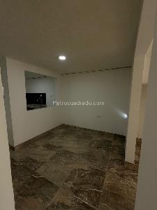 Casa de 5 alcobas en venta en Bosa Primavera, Bogotá, 72 m² · foto 3 de 19