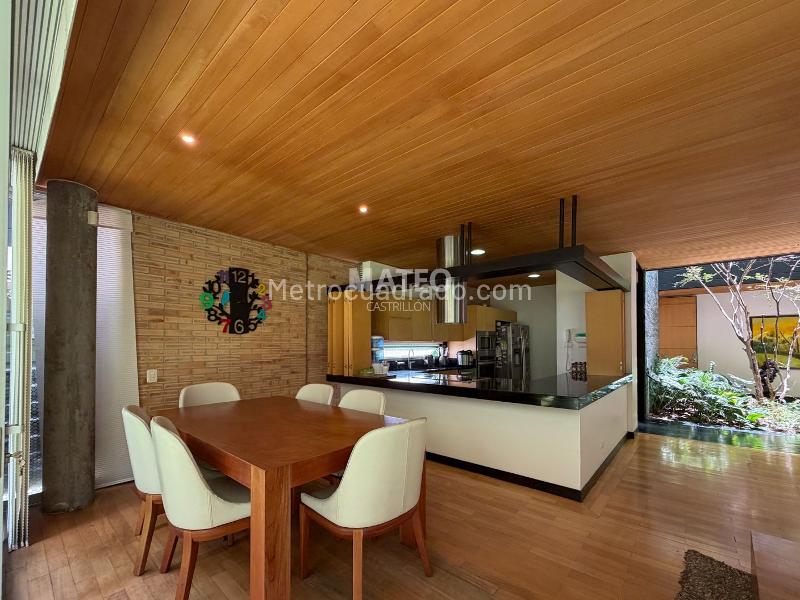 Casa – Envigado, Valle de Aburrá - Vista 2