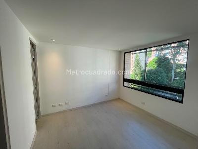 Apartamento de 3 alcobas en arriendo en El Poblado Castropol, Medellín, 86 m² · foto 15 de 20