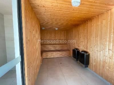 Apartamento de 3 alcobas en arriendo en El Poblado Castropol, Medellín, 86 m² · foto 6 de 20