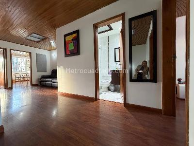 Casa en venta en Normandia, Bogotá · foto 8 de 18