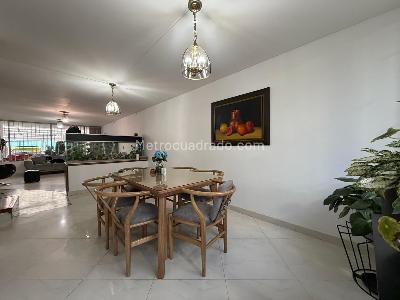 Casa en venta en Normandia, Bogotá · foto 2 de 18