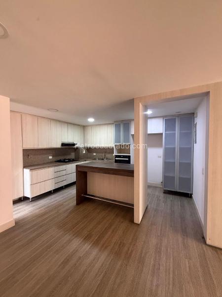 Piso – Envigado, Valle de Aburrá - Más