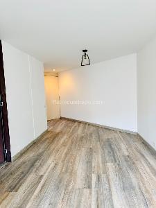 Apartaestudio en venta en Cedritos, Bogotá, 39 m² · foto 2 de 5