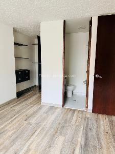 Apartaestudio en venta en Cedritos, Bogotá, 39 m² · foto 3 de 5