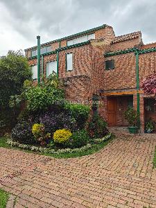 Casa en venta en Cedro Golf, Bogotá · foto 13 de 19