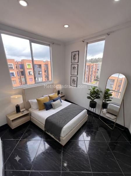 Piso – Soacha, Ciudad Verde, Comuna La Despensa - Más