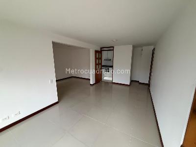 Apartamento de 3 alcobas en venta en Zona 2, Envigado, 95 m² · foto 5 de 20