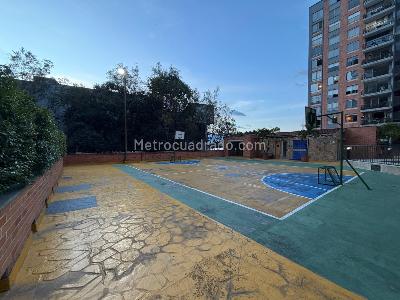 Apartamento de 3 alcobas en venta en Zona 2, Envigado, 95 m² · foto 16 de 20