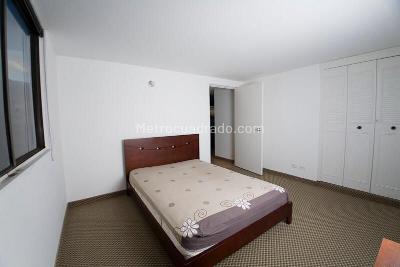 Apartamento de 2 alcobas en venta en Chapinero Alto Bosque Calderon, Bogotá, 86 m² · foto 8 de 12