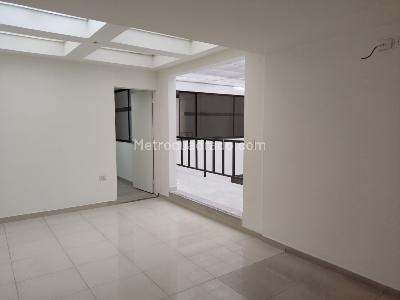 Casa de 5 alcobas en arriendo en Pasadena Alta, Bogotá, 520 m² · foto 9 de 9