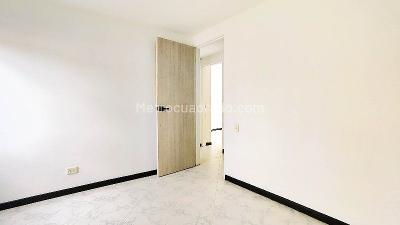 Apartamento de 3 alcobas en venta en Laureles, Medellín, 77 m² · foto 8 de 14
