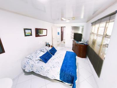 Casa de 5 alcobas en venta en La Floresta, Bogotá, 266 m² · foto 11 de 20