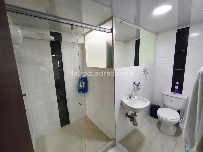 Casa de 5 alcobas en venta en La Floresta, Bogotá, 266 m² · foto 12 de 20