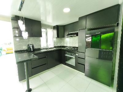 Casa de 5 alcobas en venta en La Floresta, Bogotá, 266 m² · foto 6 de 20