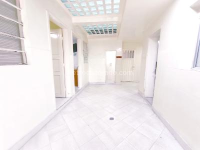 Casa de 5 alcobas en venta en La Floresta, Bogotá, 266 m² · foto 9 de 20
