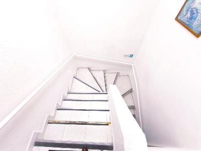 Casa de 5 alcobas en venta en La Floresta, Bogotá, 266 m² · foto 10 de 20