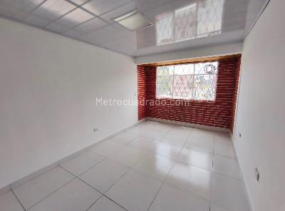 Casa de 5 alcobas en venta en Kennedy, Bogotá, 120 m² · foto 10 de 10