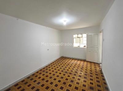 Casa de 5 alcobas en venta en Kennedy, Bogotá, 120 m² · foto 3 de 10
