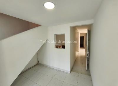 Casa de 5 alcobas en venta en Kennedy, Bogotá, 120 m² · foto 4 de 10