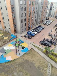 Apartamento de 3 alcobas en venta en Quintas De La Laguna, Soacha, 75 m² · foto 2 de 13