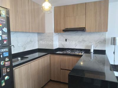 Apartamento de 2 alcobas en venta en Alameda 170, Bogotá, 37 m² · foto 2 de 20