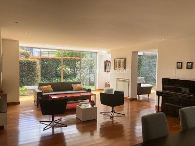 Casa de 4 alcobas en venta en Santa Ana Oriental, Bogotá, 433 m² · foto 2 de 20