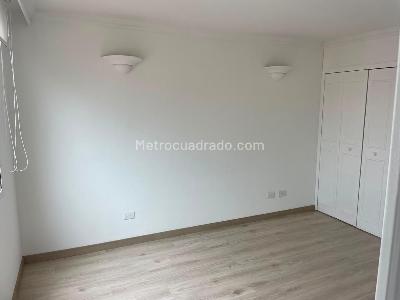Apartamento en arriendo en El Recodo Del Country, Bogotá · foto 13 de 16
