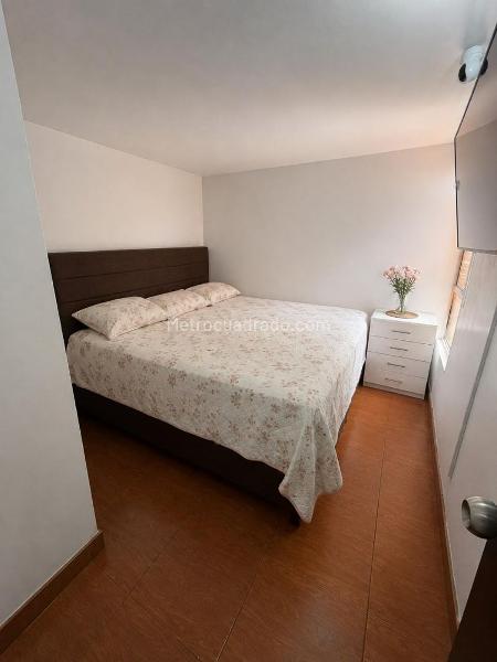 Piso – Soacha, Ciudad Verde, Comuna La Despensa - Más