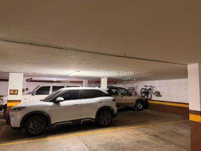 Apartamento de 3 alcobas en venta en San Patricio, Bogotá, 131 m² · foto 13 de 15