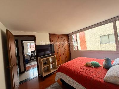Apartamento de 3 alcobas en venta en San Patricio, Bogotá, 131 m² · foto 6 de 15