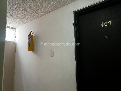 Apartamento de 2 alcobas en venta en Cali El Peñon, Cali, 78 m² · foto 3 de 5