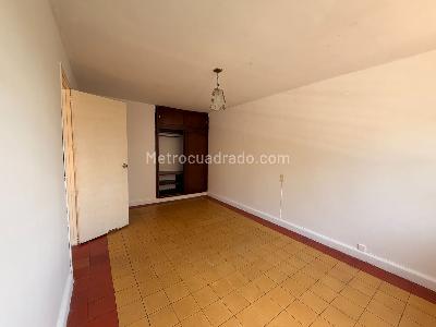 Casa de 5 alcobas en venta en San Alonso, Bucaramanga, 264 m² · foto 16 de 20