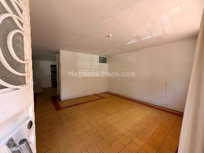 Casa de 5 alcobas en venta en San Alonso, Bucaramanga, 264 m² · foto 2 de 20