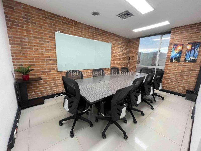 Oficina en Arriendo, EL POBLADO CASTROPOL Nororiente, Medellín - Más