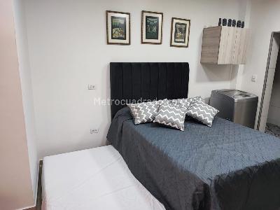 Apartaestudio en arriendo en Laureles, Medellín · foto 3 de 16