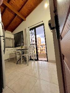 Apartaestudio en arriendo en Laureles, Medellín · foto 10 de 16