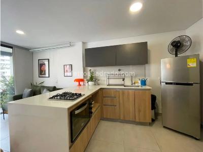 Apartaestudio en venta en Poblado Ciudad Del Rio, Medellín, 44 m² · foto 2 de 8