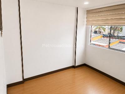 Apartamento de 3 alcobas en venta en Suba Pinar, Bogotá, 56 m² · foto 10 de 15