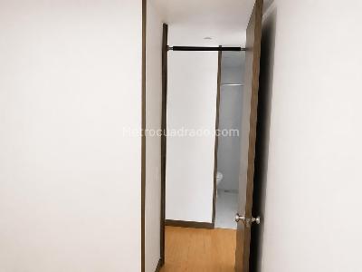 Apartamento de 3 alcobas en venta en Suba Pinar, Bogotá, 56 m² · foto 6 de 15