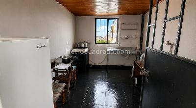 Apartamento de 5 alcobas en venta en Chapinero, Bogotá, 234 m² · foto 3 de 9