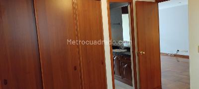Apartamento de 3 alcobas en venta en Chico Central, Bogotá, 95 m² · foto 9 de 17