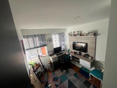 Apartamento de 4 alcobas en venta en Hayuelos, Bogotá, 94 m² · foto 14 de 16
