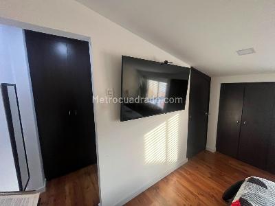 Apartamento de 4 alcobas en venta en Hayuelos, Bogotá, 94 m² · foto 9 de 16