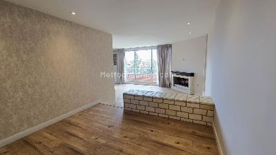 Apartamento de 3 alcobas en venta en Los Rosales, Bogotá, 133 m² · foto 4 de 20