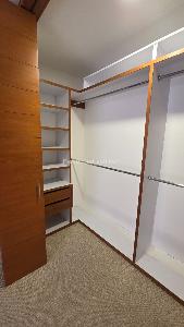 Apartamento de 3 alcobas en venta en Los Rosales, Bogotá, 133 m² · foto 16 de 20
